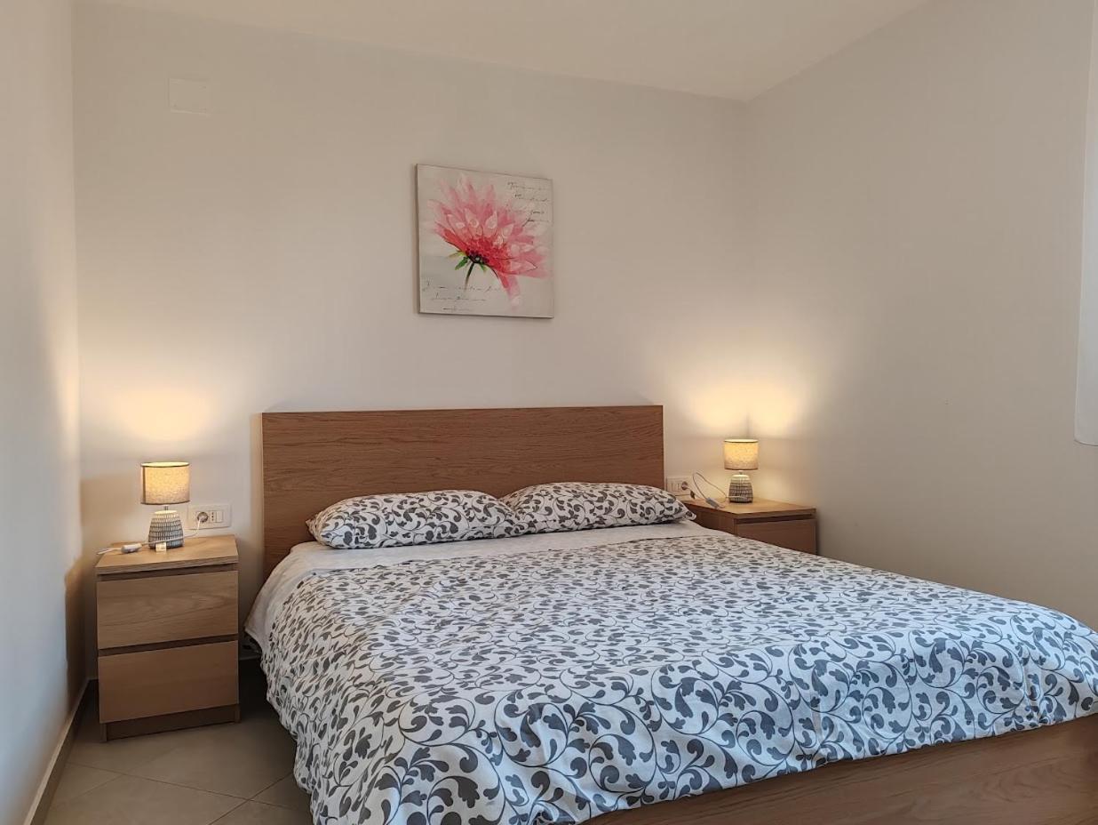 Apartments Oleander Lovrecica-Residence With Pool Luaran gambar